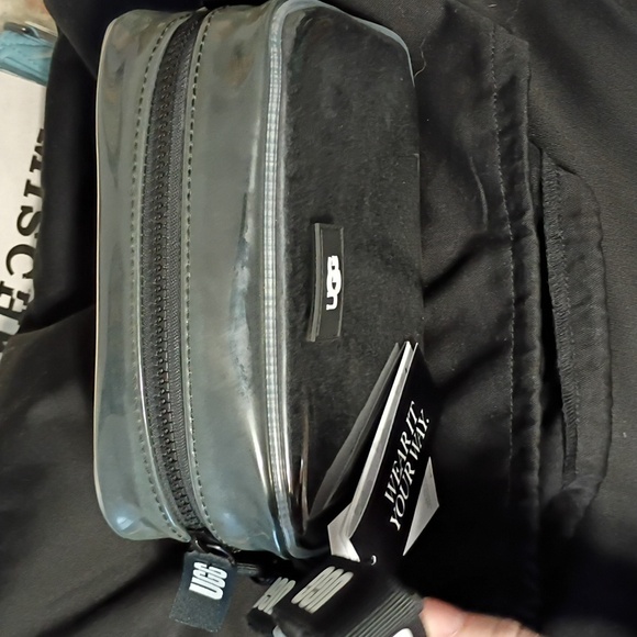 UGG Black Faux Fur And Clear Janey Crossbody New - Picture 4 of 5